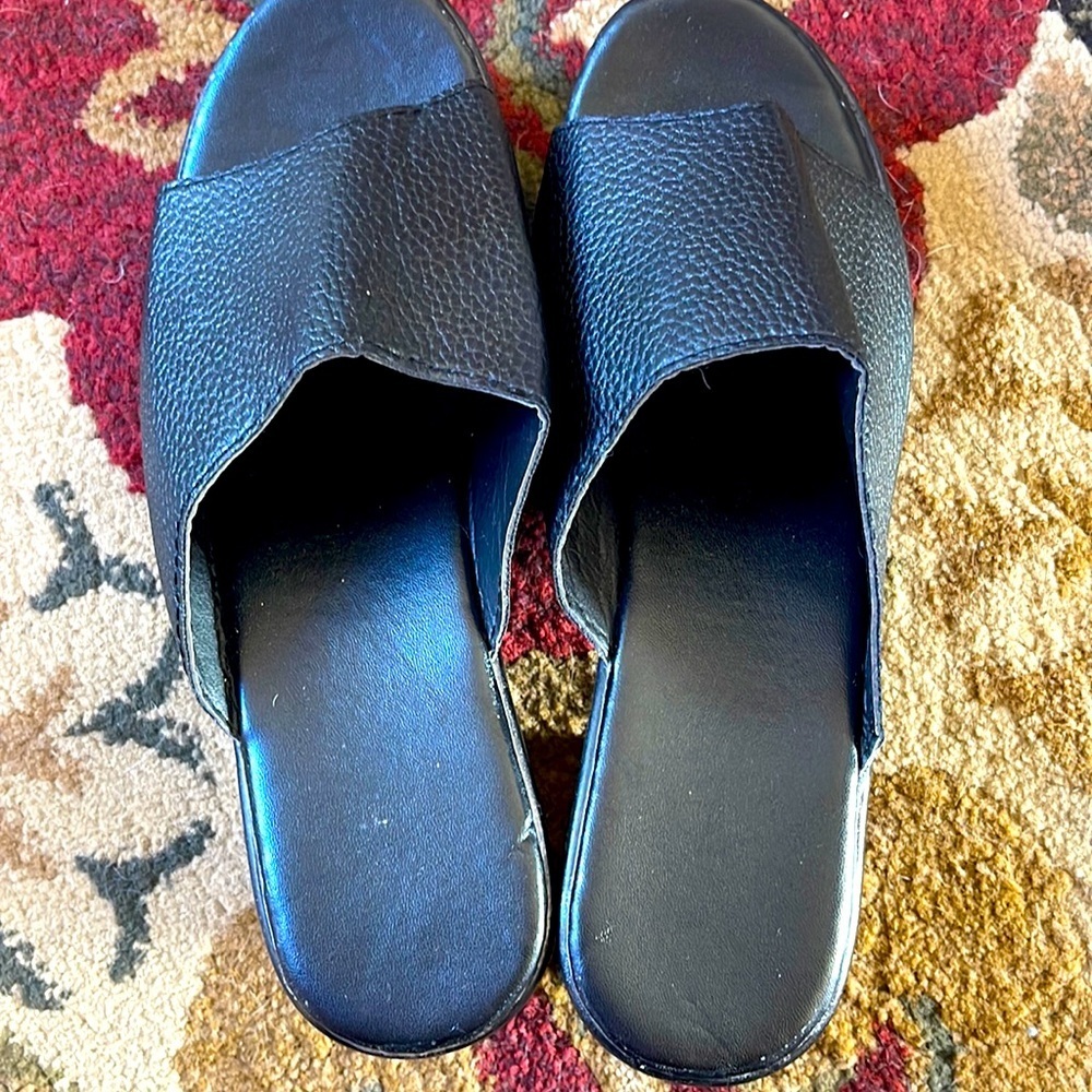 3/$13 Black sandals